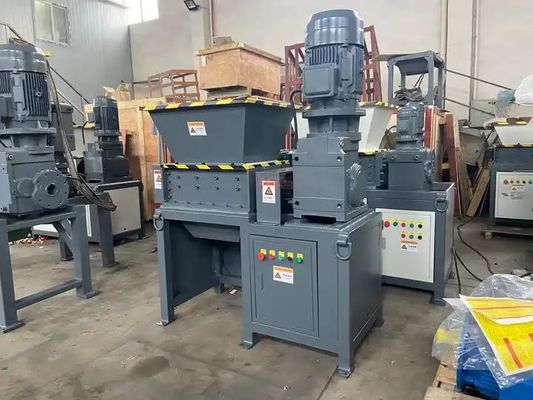 পুনর্ব্যবহার শিল্প ডাবল শ্যাফ্ট Shredder ভারী ধাতু এবং প্লাস্টিক Crusher মেশিন
