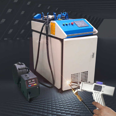 ধাতু পরিষ্কারের জন্য 1000W 1500W 2000W হ্যান্ডহেল্ড ফাইবার লেজার ওয়েল্ডার