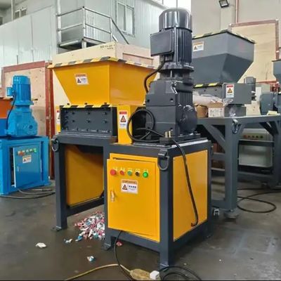 মিনি রান্নাঘর আবর্জনা Shredder মেশিন প্লাস্টিক অ্যালুমিনিয়াম স্ক্র্যাপ তারের কাঠ ডাবল শ্যাফ্ট Shredder
